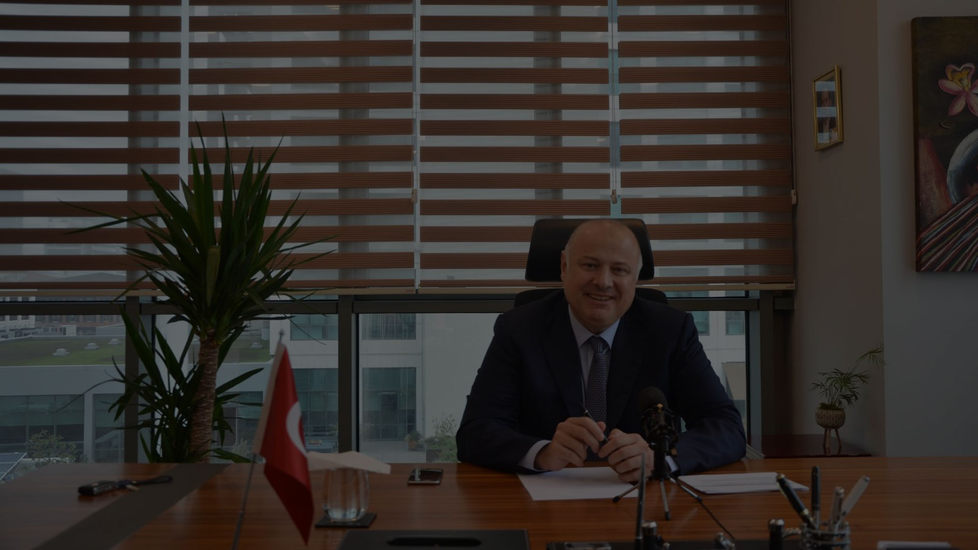Masaüstü Video Yükleniyor...